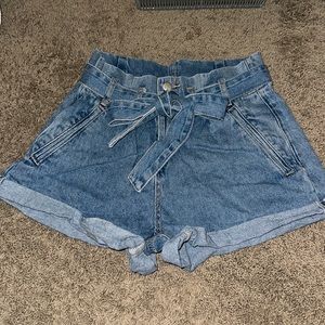 SHEIN Paperbag Waist Belted Roll Up Hem Denim Shorts